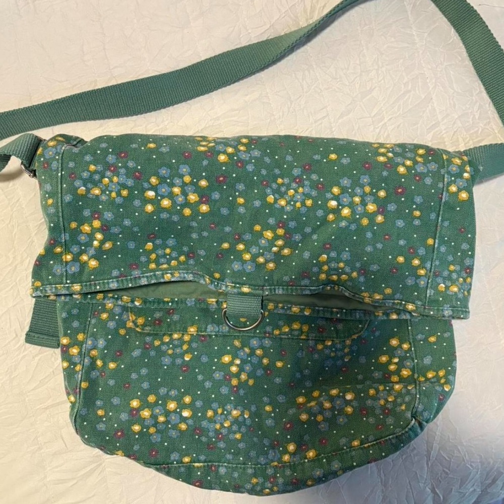 Floral Green Shoulder Bag